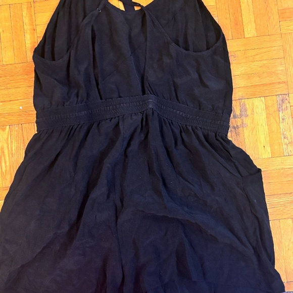 Aritzia Wilfred Jumpsuit silk + please read measurements - Picture 3 of 4